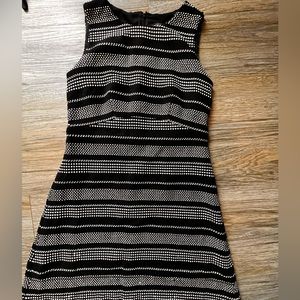 Ann Taylor Embroidered Dress - Size 4